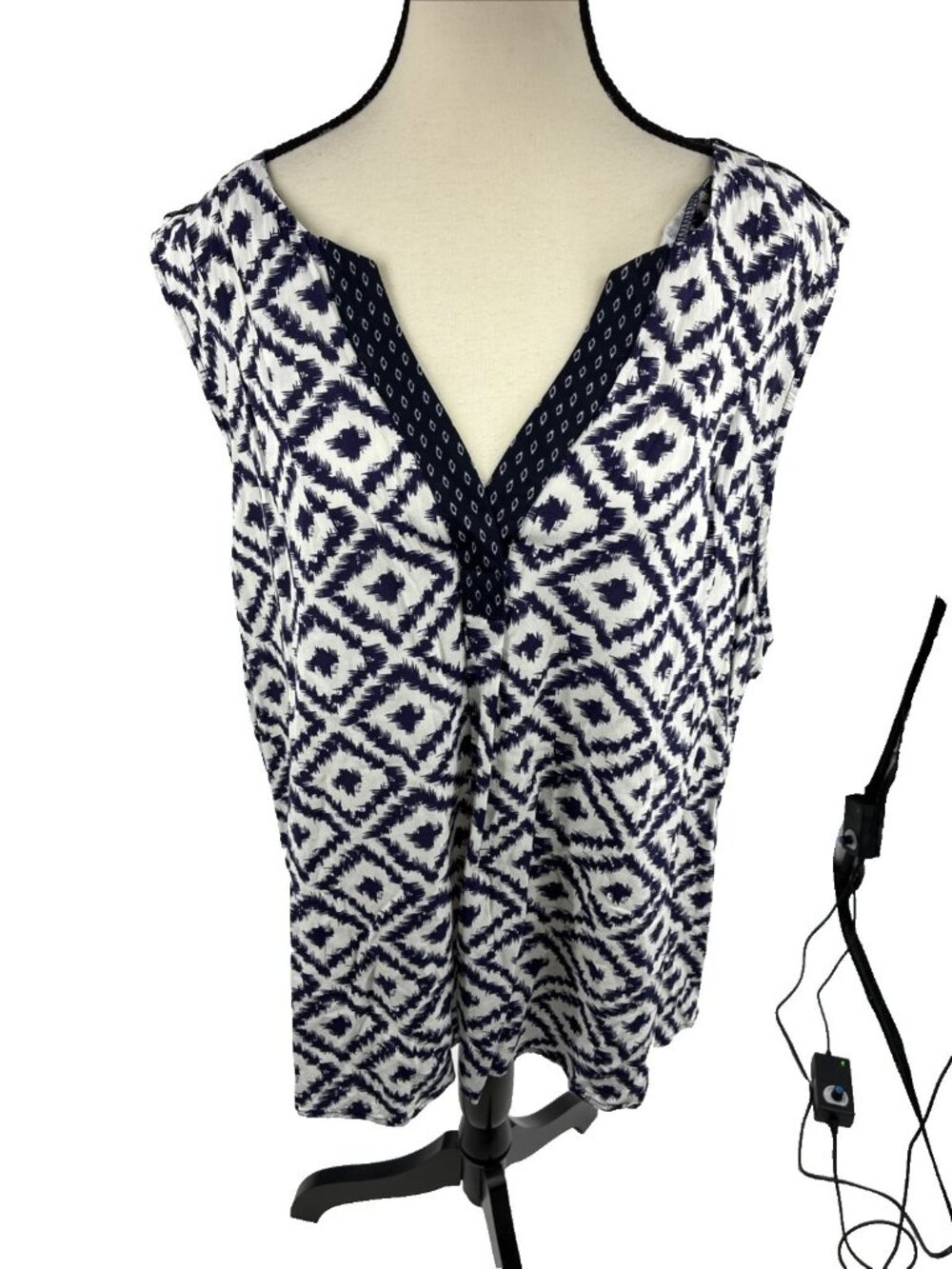 Skies Are Blue Womens 3X Boho Ikat Sleeveless Tunic Top Navy White